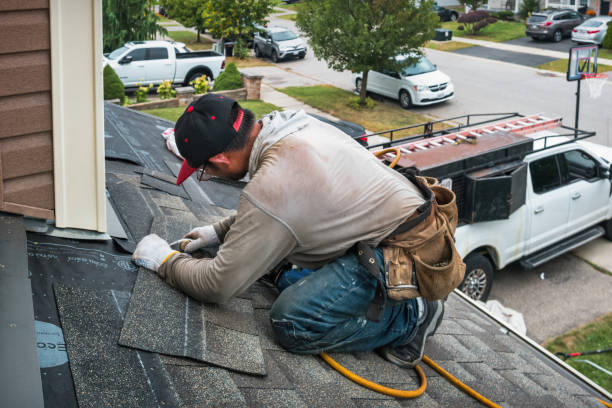 Professional Roof Repair technician working in Scotts, MI